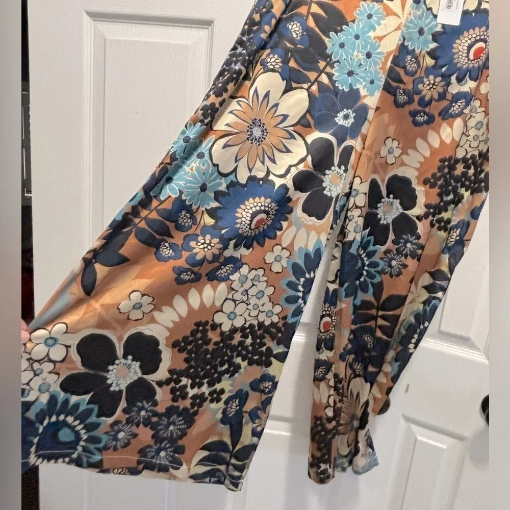NWT Molly Bracken Floral Wide Leg Pants in Riviera Camel Size Large NEW - Picture 7 of 13